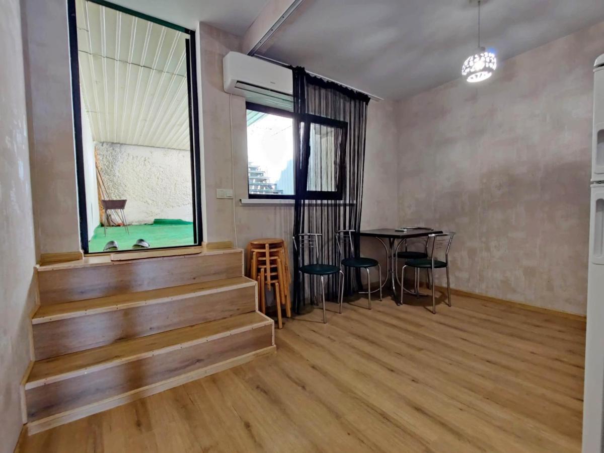 Vip Apartments Sovinion โอเดสซา ภายนอก รูปภาพ